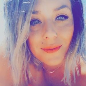 Meet your Posher, Hasya